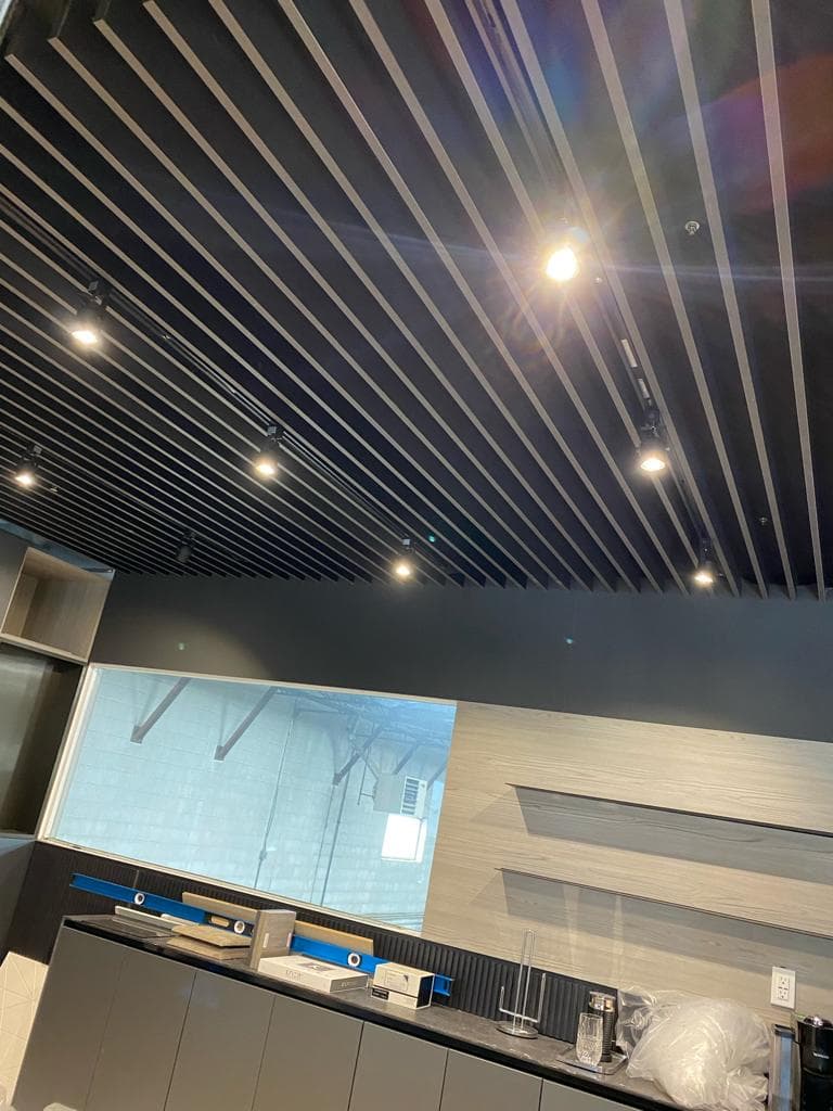 Commercial electrical maintenance